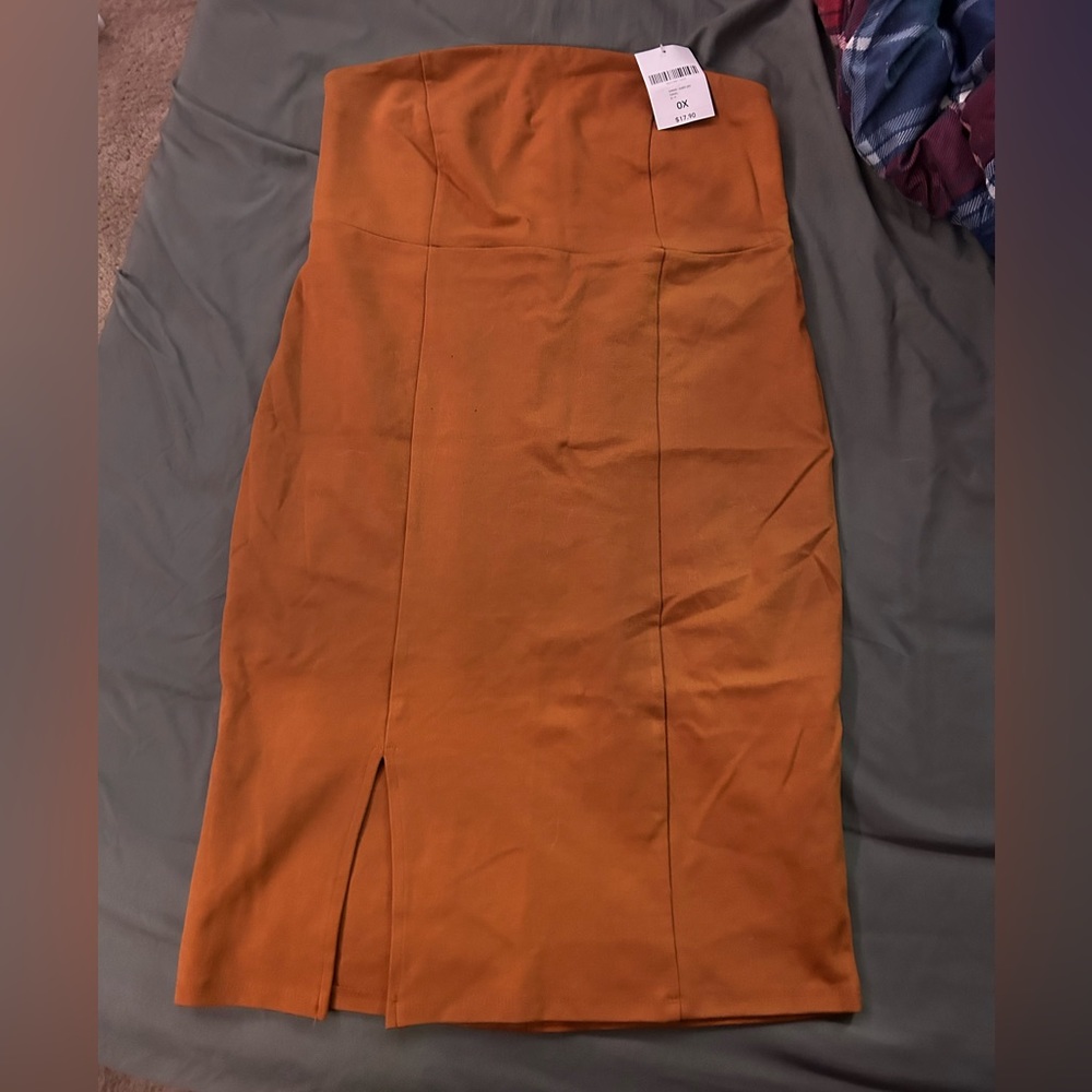 Bodycon strapless dress